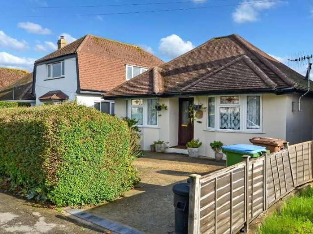 Bungalow for sale in Bersted, Clapham