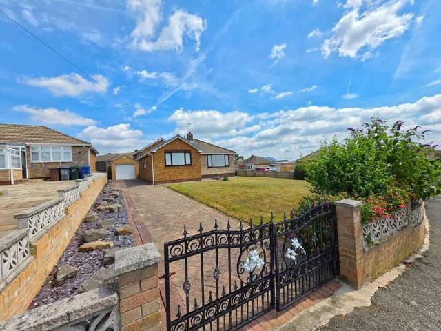 Bungalow for sale in Hoyland, South Yorkshire