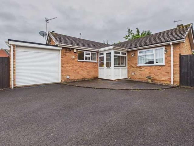 Bungalow for sale in Barton, Leicestershire