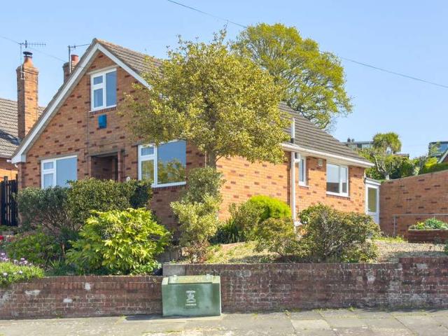 Bungalow for sale in Watergate, Devon