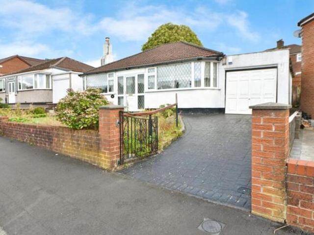 Bungalow for sale in Hurst, Greenheys