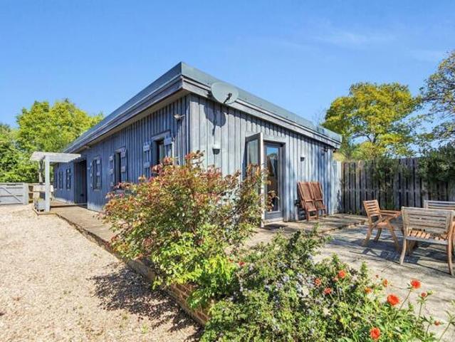 Bungalow for sale in Wittersham, Bridgefield