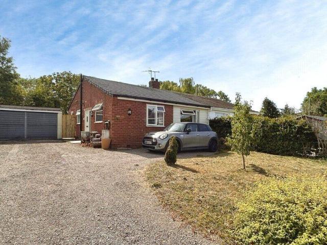 Bungalow for sale in Evesham, Wychavon