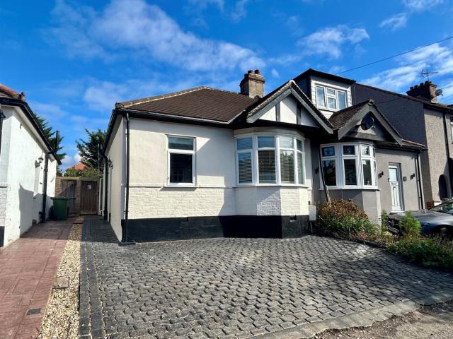 Apartment for rent in London Borough of Havering, Greater London