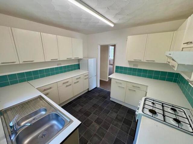 Bungalow for rent in Lee Bank, Greater Manchester