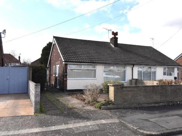 Bungalow for rent in Anlaby Park, Hull