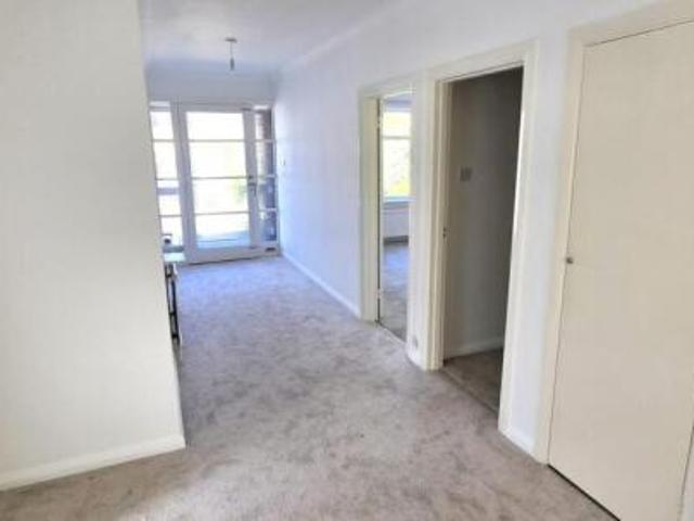 Bungalow for rent in The Rise, East Riding Of Yorkshire