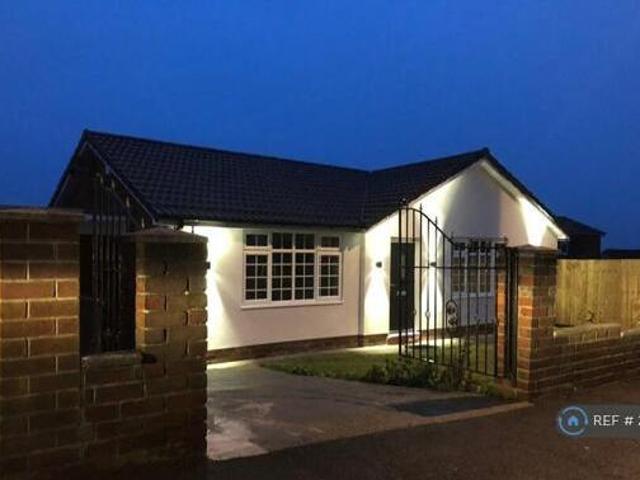 House for rent in Lyons, Greater London