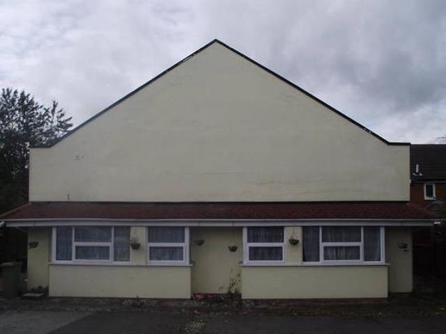 House for rent in Lyons, Greater London