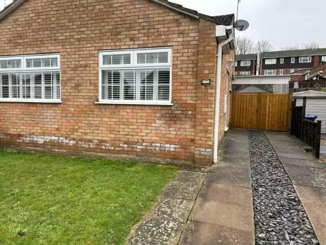 House for rent in Woodloes Park, Green Close