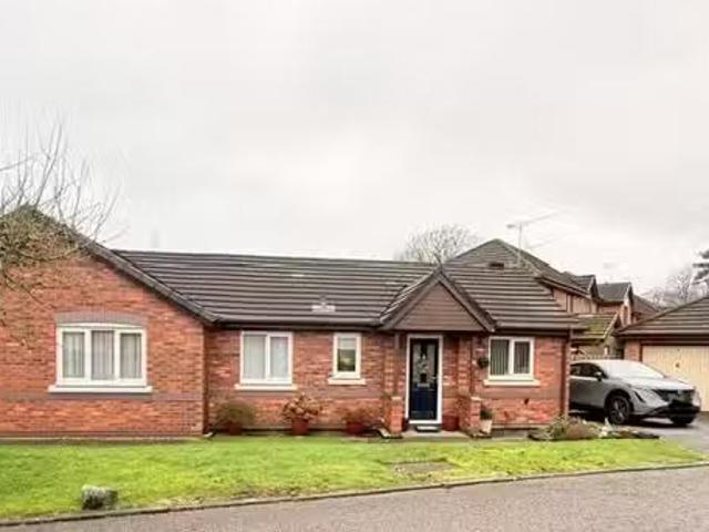 House for rent in Rossmore, Cheshire