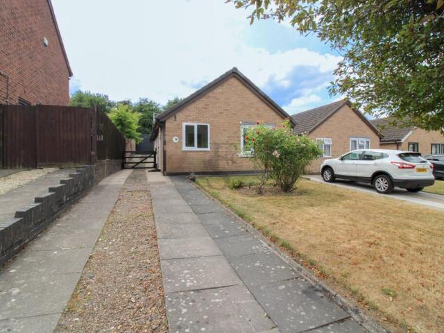 Bungalow for rent in Thurnby