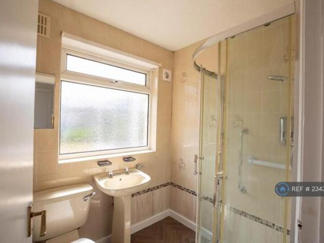 Bungalow for rent in West Yorkshire