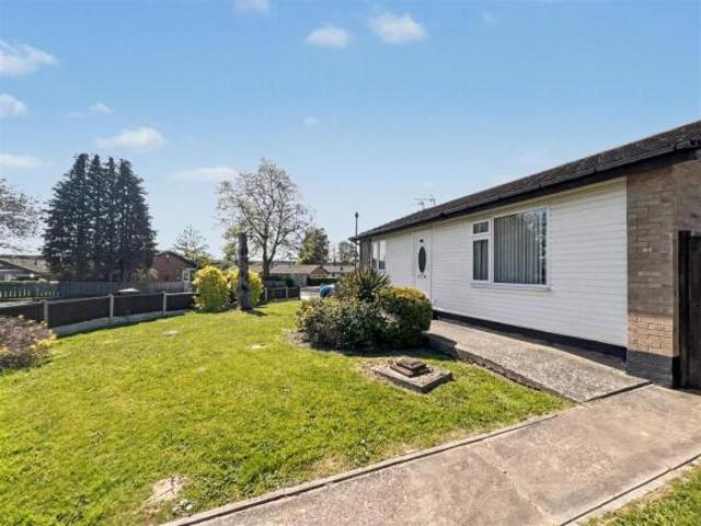 Bungalow for rent in Haddon, East Midlands