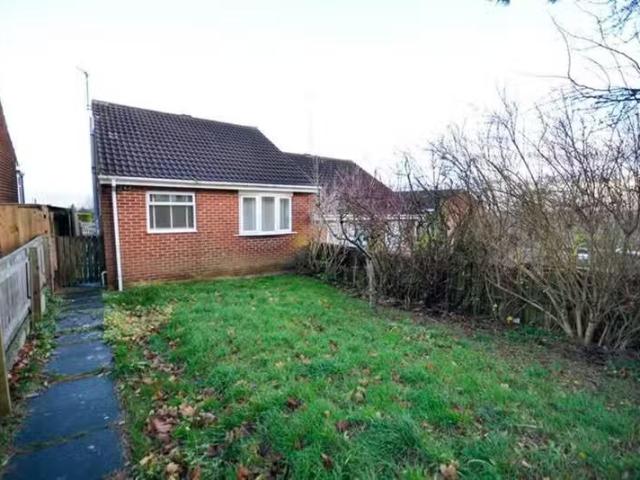 House for rent in Kempton Park, Lower Halliford
