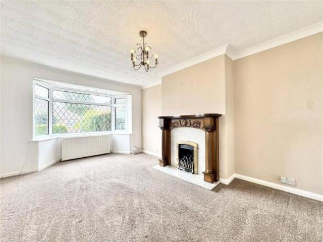 Bungalow for rent in Garforth, Leeds