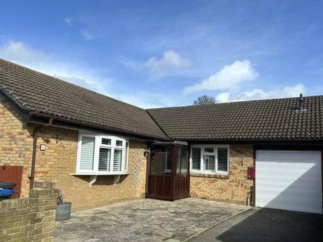 House for rent in Surrey