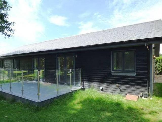 House for rent in Surrey, England