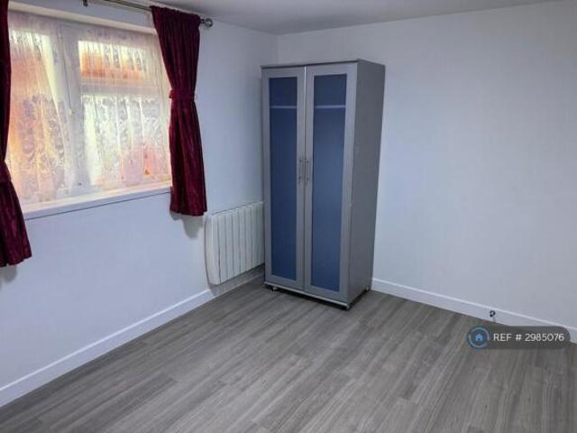 Bungalow for rent in Cat Hill