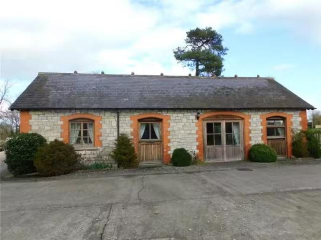 House for rent in South Barrow, Somerset