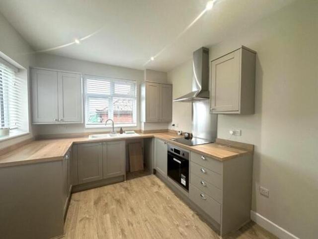 Bungalow for rent in Barton Stacey, Hampshire