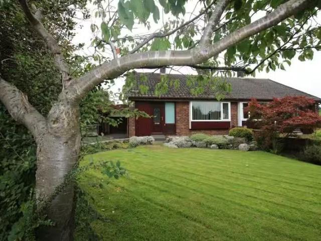 House for rent in Hook, Greater London