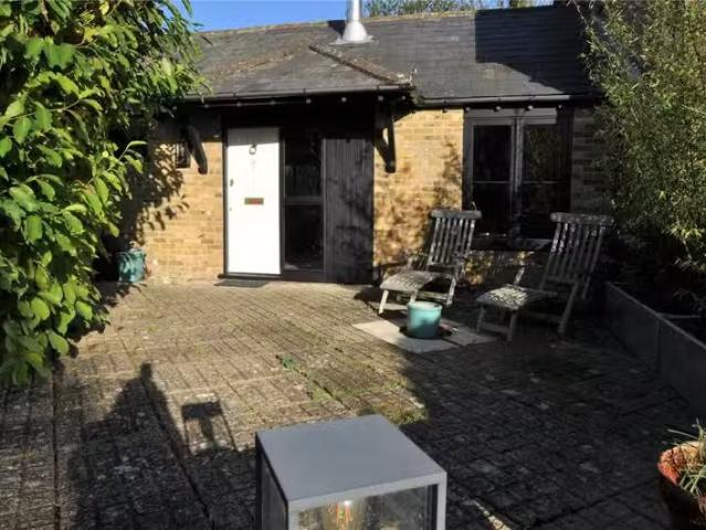 House for rent in Beech Grove Bruderhof, Ash