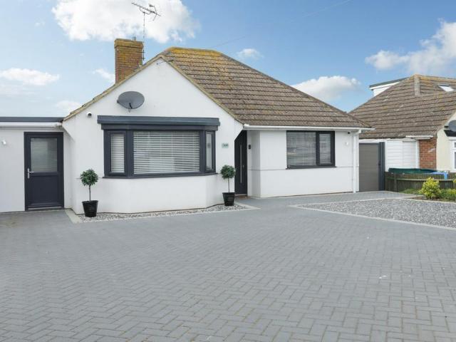 Bungalow for sale in Birchington, Acol