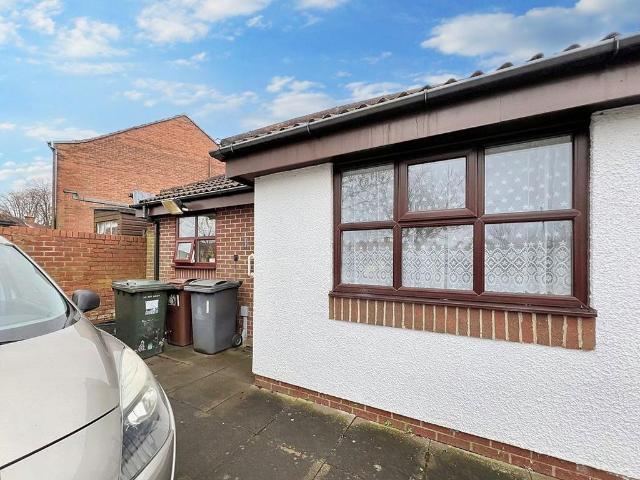 Bungalow for sale in Forest Hall, North Tyneside