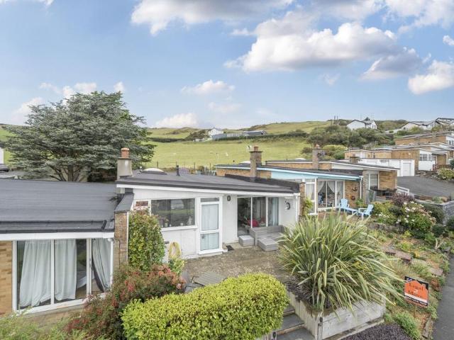 Bungalow for sale in Aberdyfi, Wales