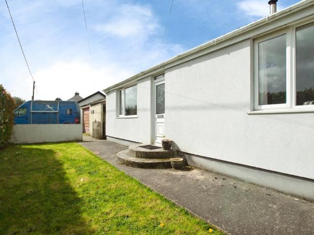 Bungalow for sale in Scredda, Cornwall
