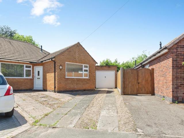 Bungalow for sale in Pinfold, Leicestershire