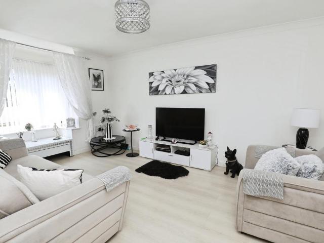 Bungalow for sale in Calderstones