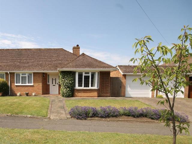 Bungalow for sale in Pachesham Park, Surrey