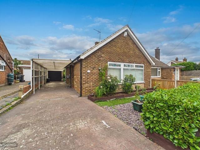 Bungalow for sale in High Halstow
