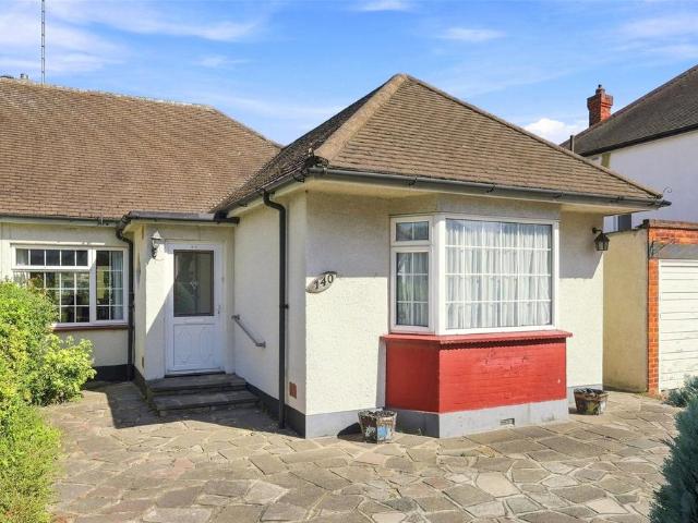 Bungalow for sale in Alton Barnes, Essex