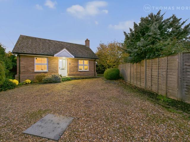 Bungalow for sale in Northill, Bedfordshire