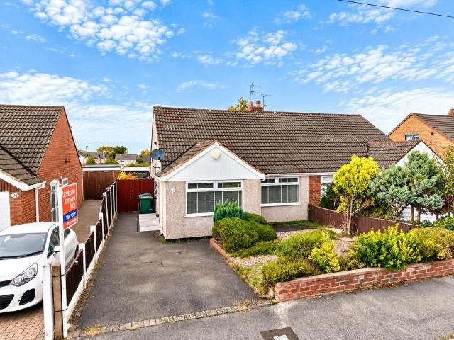 Bungalow for sale in Heswall, Liverpool City Region
