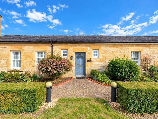 Bungalow for sale in Little Marsh, Semington