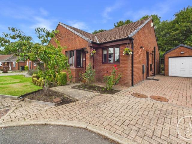 Bungalow for sale in Whitkirk, Colton