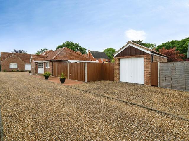 Bungalow for sale in Comers, Norfolk