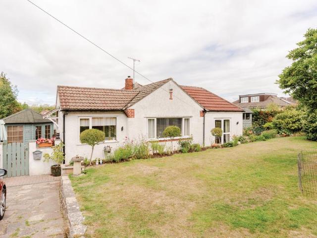 Bungalow for sale in Repton Grange, Feckenham