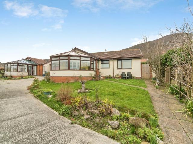 Bungalow for sale in Saint Gwynan's, Dwygyfylchi