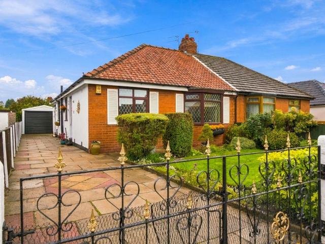 Bungalow for sale in Sale, Trafford