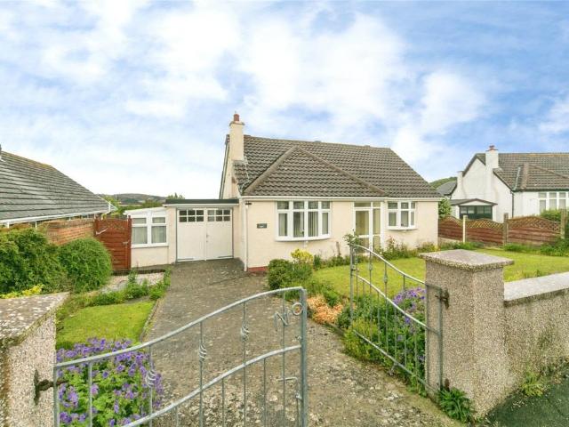 Bungalow for sale in Conwy, Wales