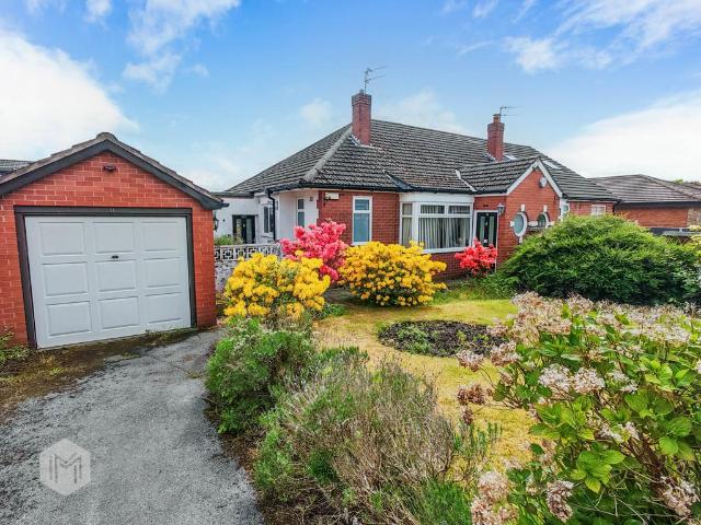 Bungalow for sale in Linnyshaw, Salford
