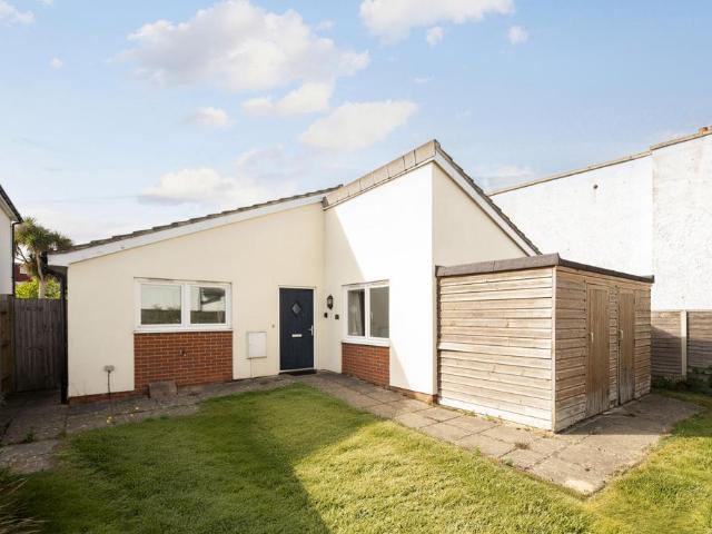 Bungalow for sale in London Borough of Merton, Greater London