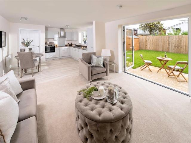 Bungalow for sale in Chipping Hill, Essex