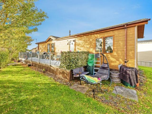 Bungalow for sale in Sandwich, Ash