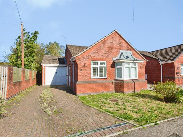 Bungalow for sale in Stretton, East Staffordshire